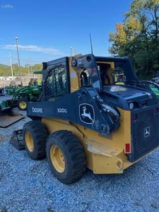 Image of John Deere 320G equipment image 2