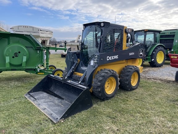 Main image John Deere 320G