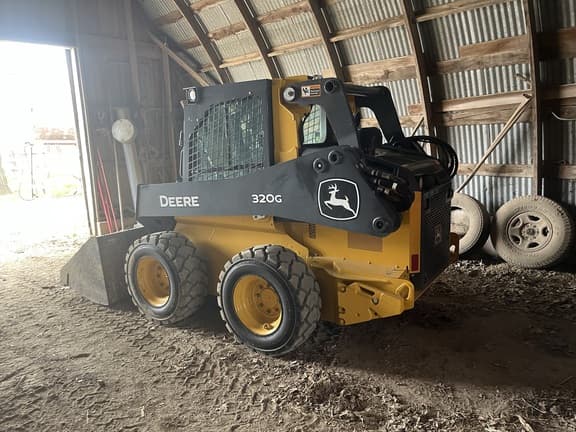 Image of John Deere 320G equipment image 2