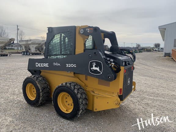 Image of John Deere 320G equipment image 4
