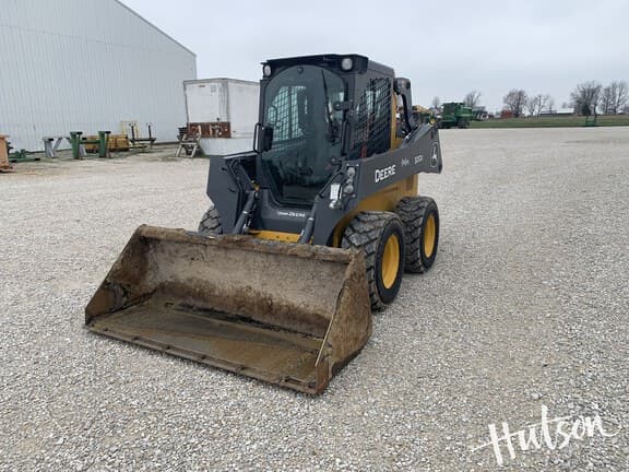 Image of John Deere 320G equipment image 1