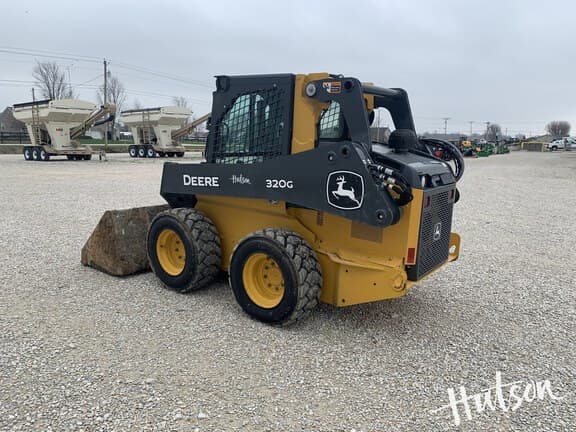 Image of John Deere 320G equipment image 4