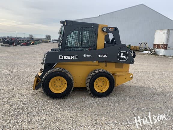 Image of John Deere 320G equipment image 3