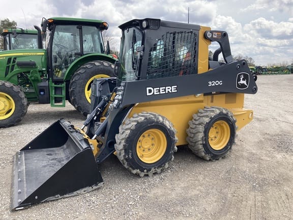 Main image John Deere 320G