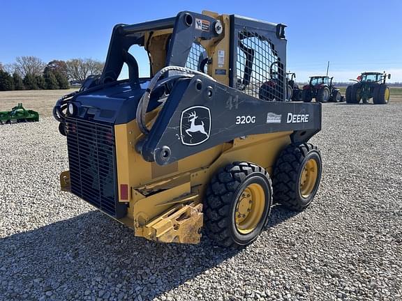 Image of John Deere 320G equipment image 3