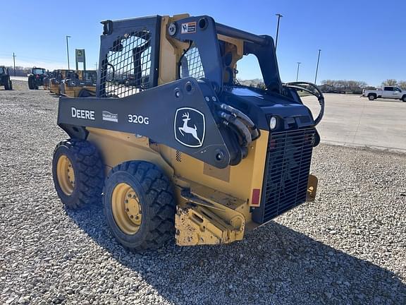 Image of John Deere 320G equipment image 2