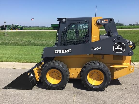 Image of John Deere 320G equipment image 1