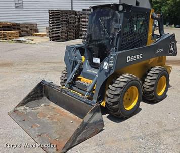 Main image John Deere 320G