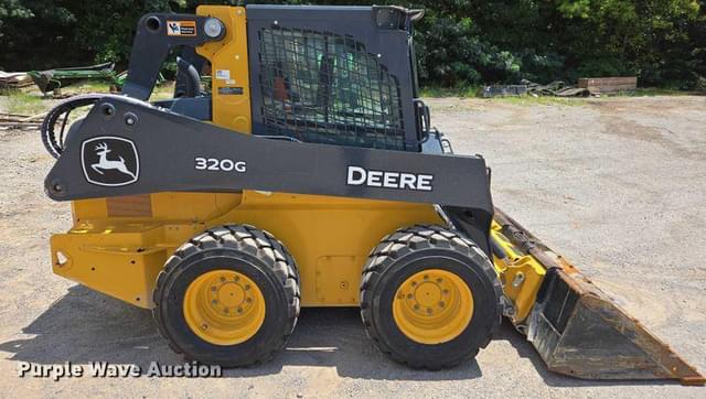 Image of John Deere 320G equipment image 3