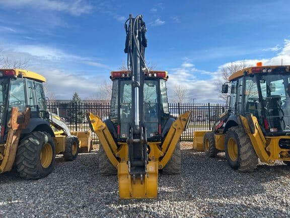 Image of John Deere 320P equipment image 3
