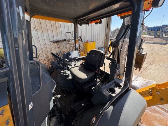 Image of John Deere 320P equipment image 4