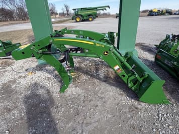 Main image John Deere 320R