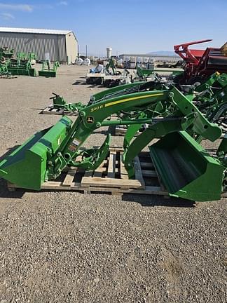 Image of John Deere 320R equipment image 1