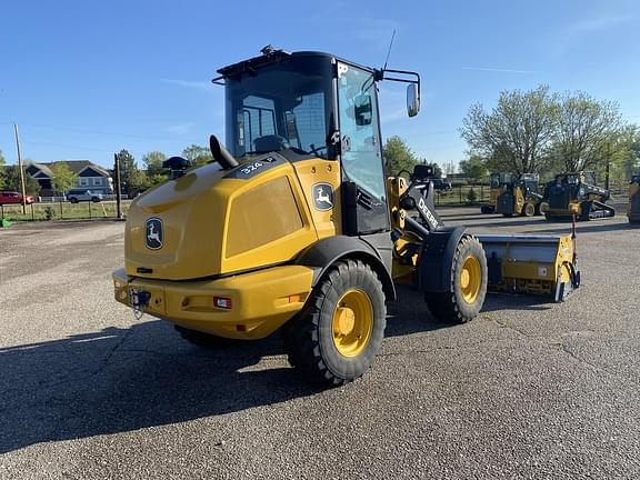 Image of John Deere 324P equipment image 4