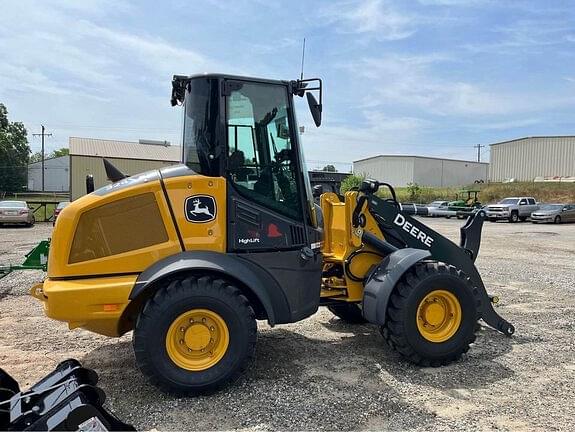 Image of John Deere 324P equipment image 2