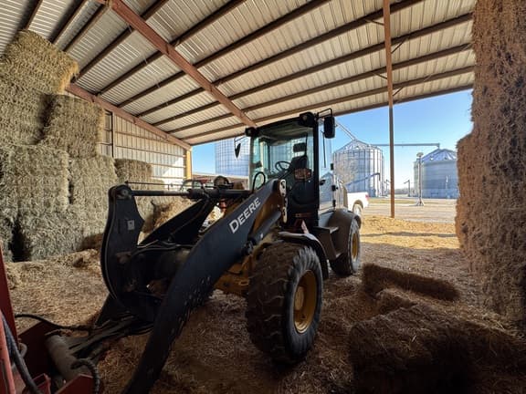 Image of John Deere 324P equipment image 1