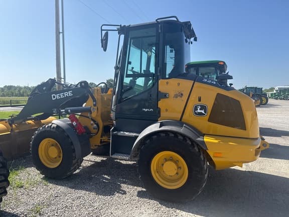 Image of John Deere 324P equipment image 1