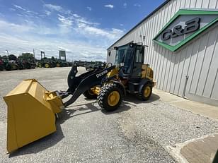 Main image John Deere 324P 12