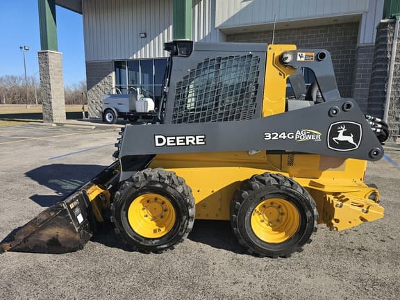 Image of John Deere 324G equipment image 1