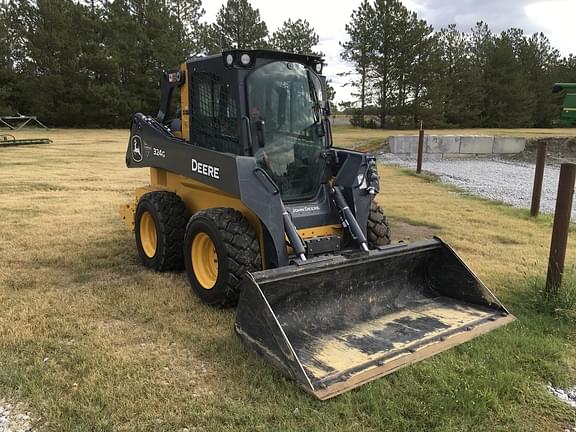 Image of John Deere 324G Primary image