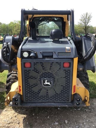 Image of John Deere 324G equipment image 3