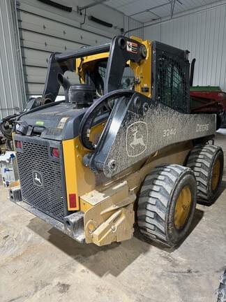 Image of John Deere 324G equipment image 2