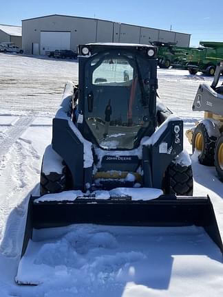 Image of John Deere 324G Primary image