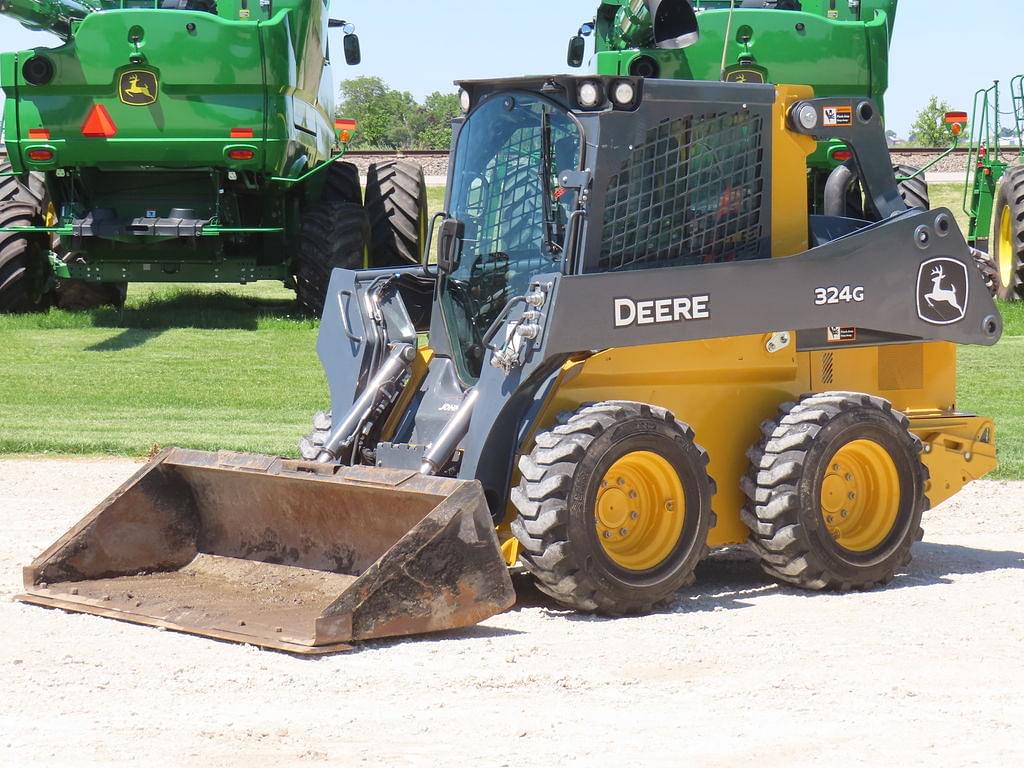 Image of John Deere 324G Primary image