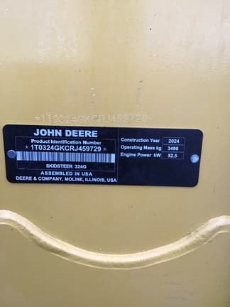 Image of John Deere 324G equipment image 4