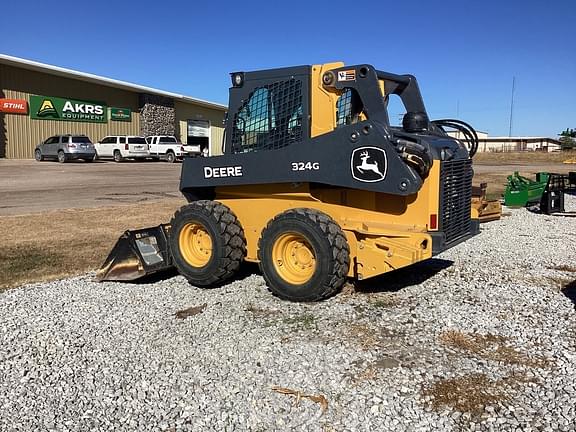 Image of John Deere 324G equipment image 3