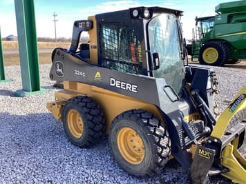 Main image John Deere 324G