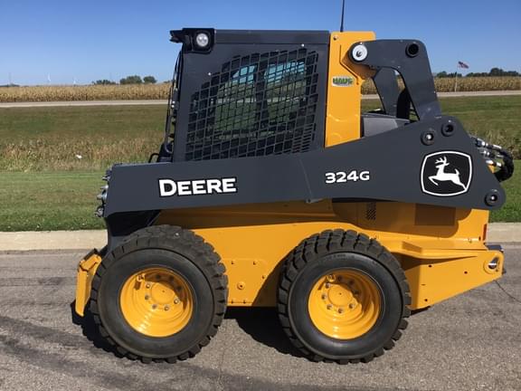 Image of John Deere 324G equipment image 1