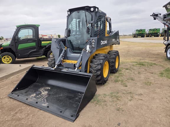 Image of John Deere 324G equipment image 1
