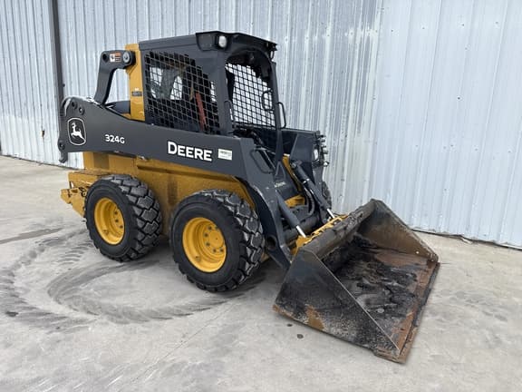 Image of John Deere 324G equipment image 4