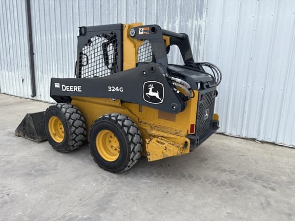 Image of John Deere 324G equipment image 2