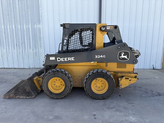 Image of John Deere 324G equipment image 1