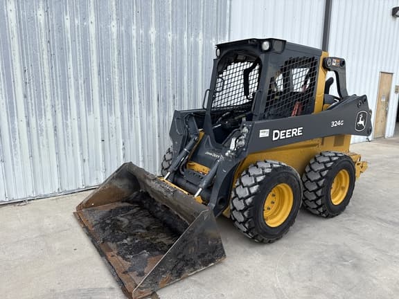 Image of John Deere 324G equipment image 1