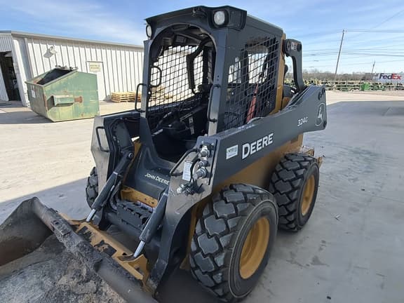 Image of John Deere 324G equipment image 2