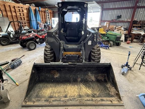 Image of John Deere 324G Primary image