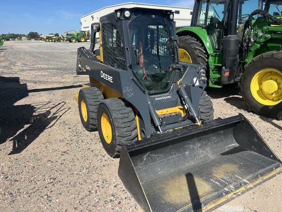 Image of John Deere 324G Primary image
