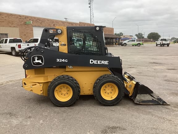 Image of John Deere 324G equipment image 2