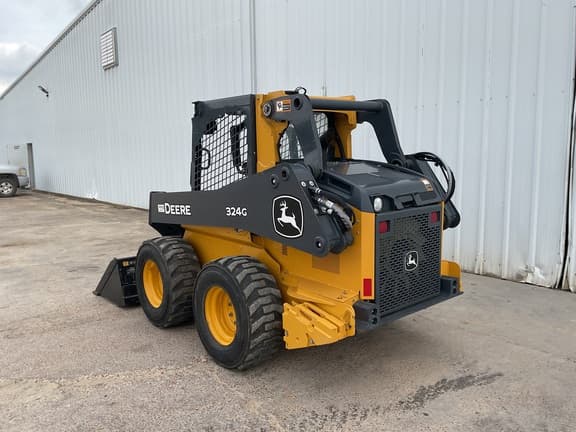 Image of John Deere 324G equipment image 4