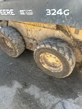 Image of John Deere 324G equipment image 2