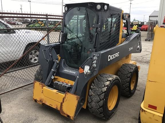 Image of John Deere 324G Primary image