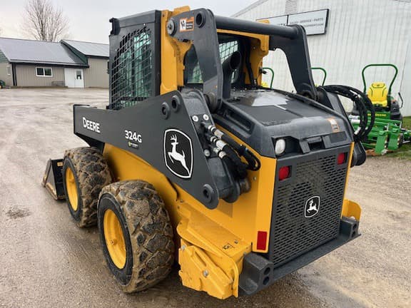 Image of John Deere 324G equipment image 4