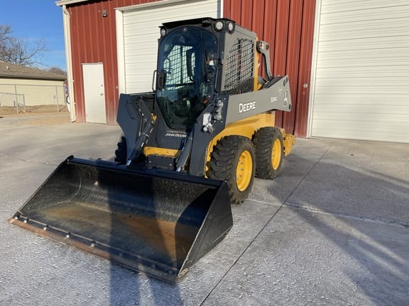 2023 John Deere 324G Equipment Image0