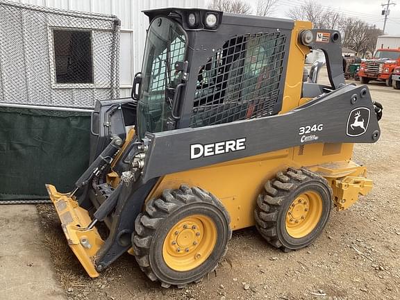 Image of John Deere 324G equipment image 2