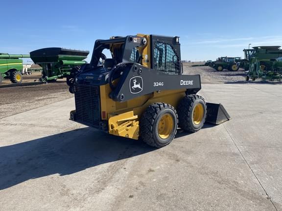 Image of John Deere 324G equipment image 2