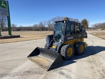 Main image John Deere 324G