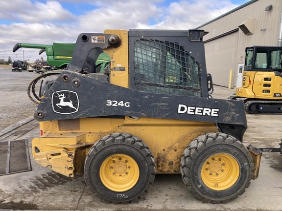 Main image John Deere 324G